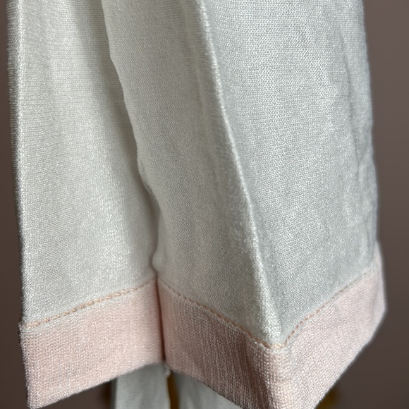 Givenchy Body Gleamers Superbe Shimmery Sheer Leg Control Top Pantyhose size C - Picture 12 of 14